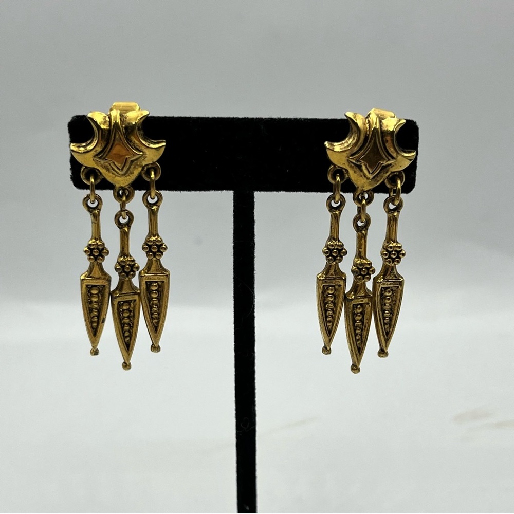 Gold Geometric clip on Dangle Earrings with Vintage Design